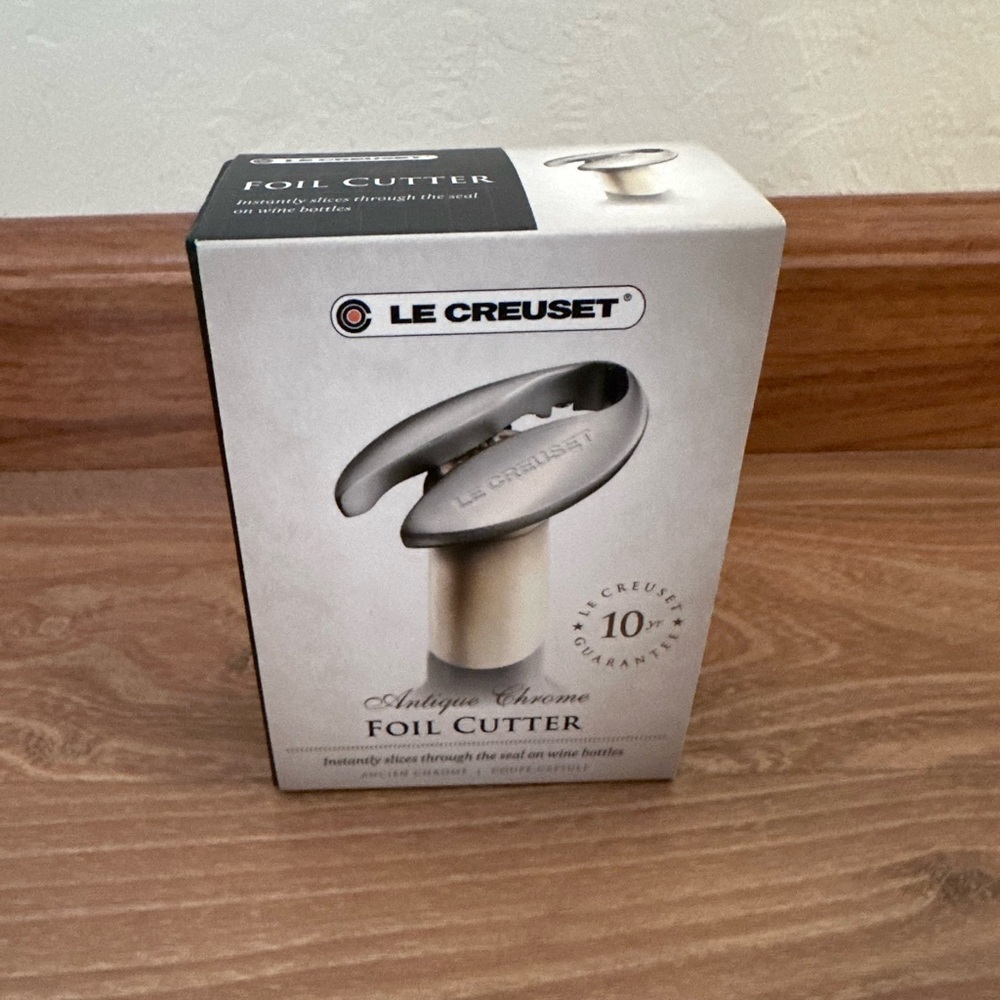 Le Creuset Antique Chrome Foil Cutter